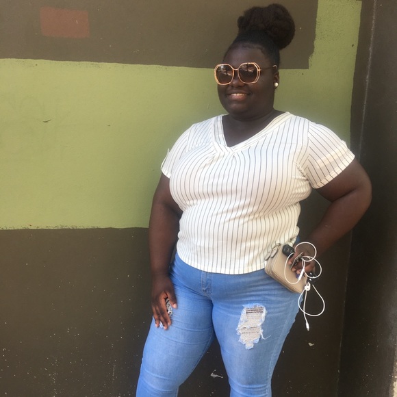 Meet your Posher, Alexa - Picture 1 of 1